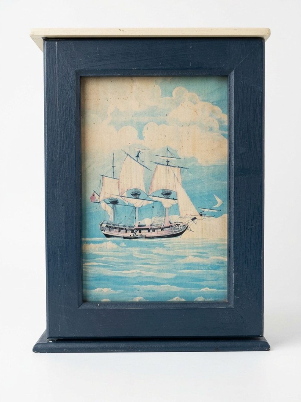Vintage-Style Nautical Ship Wooden Wall Cabinet for Keys
